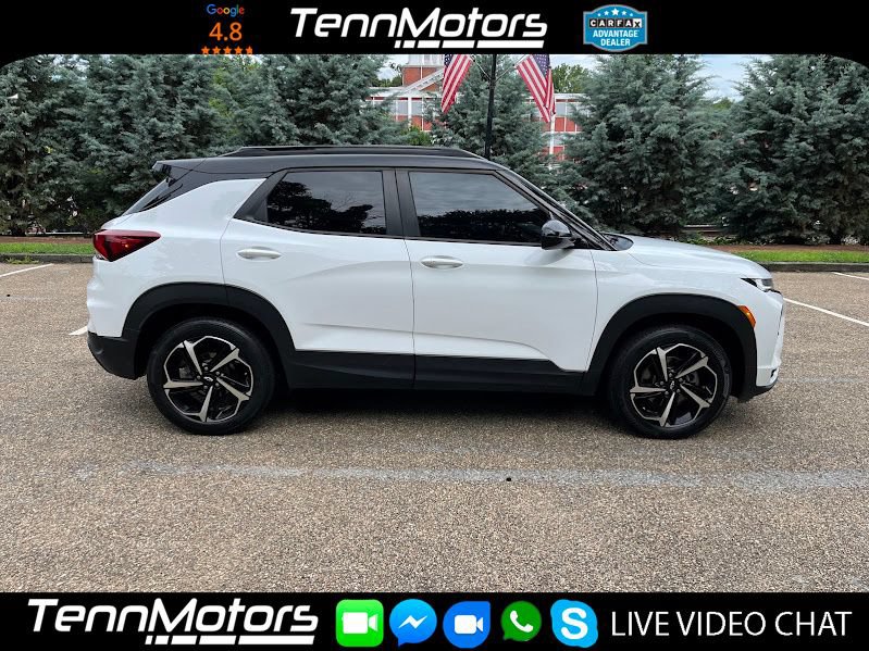 Used 2021 Chevrolet TrailBlazer RS w/ Sun and Liftgate Package AWD/4WD image 2