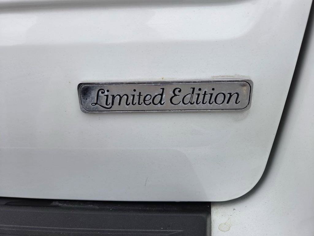 Used 2011 Land Rover LR2 HSE AWD/4WD image 31