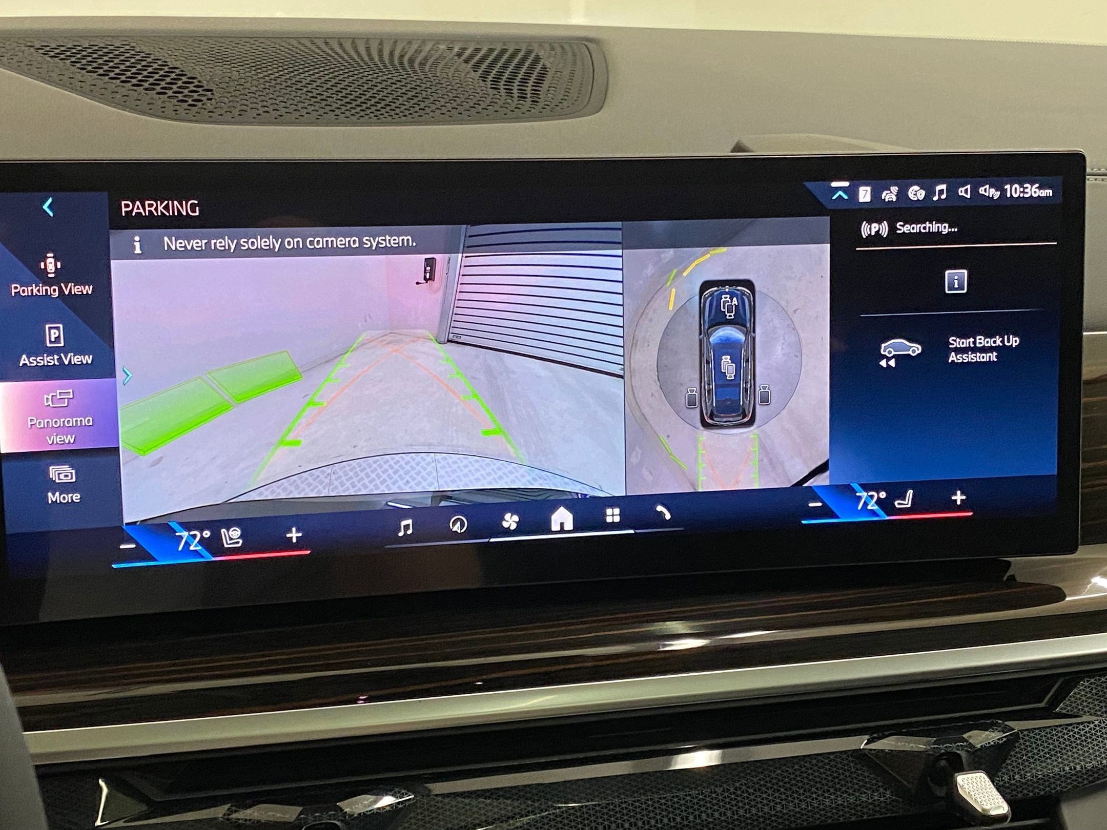 Used 2026 BMW X7 xDrive40i w/ Premium Package image 25