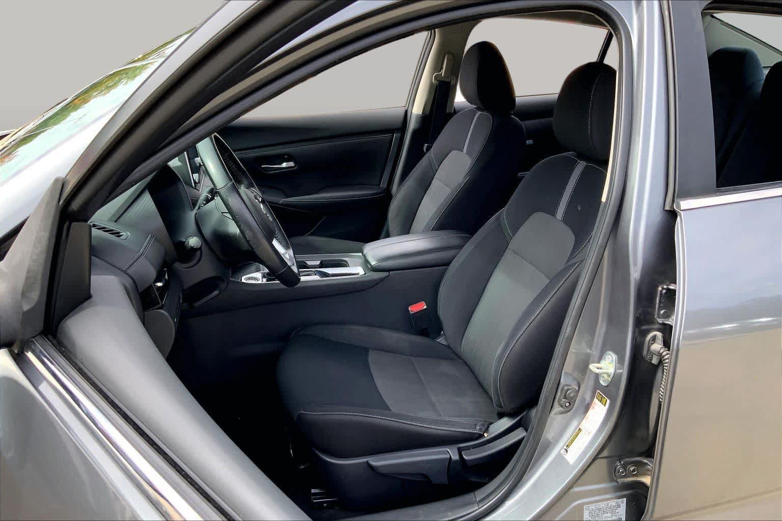 Used 2021 Nissan Sentra SV FWD image 8