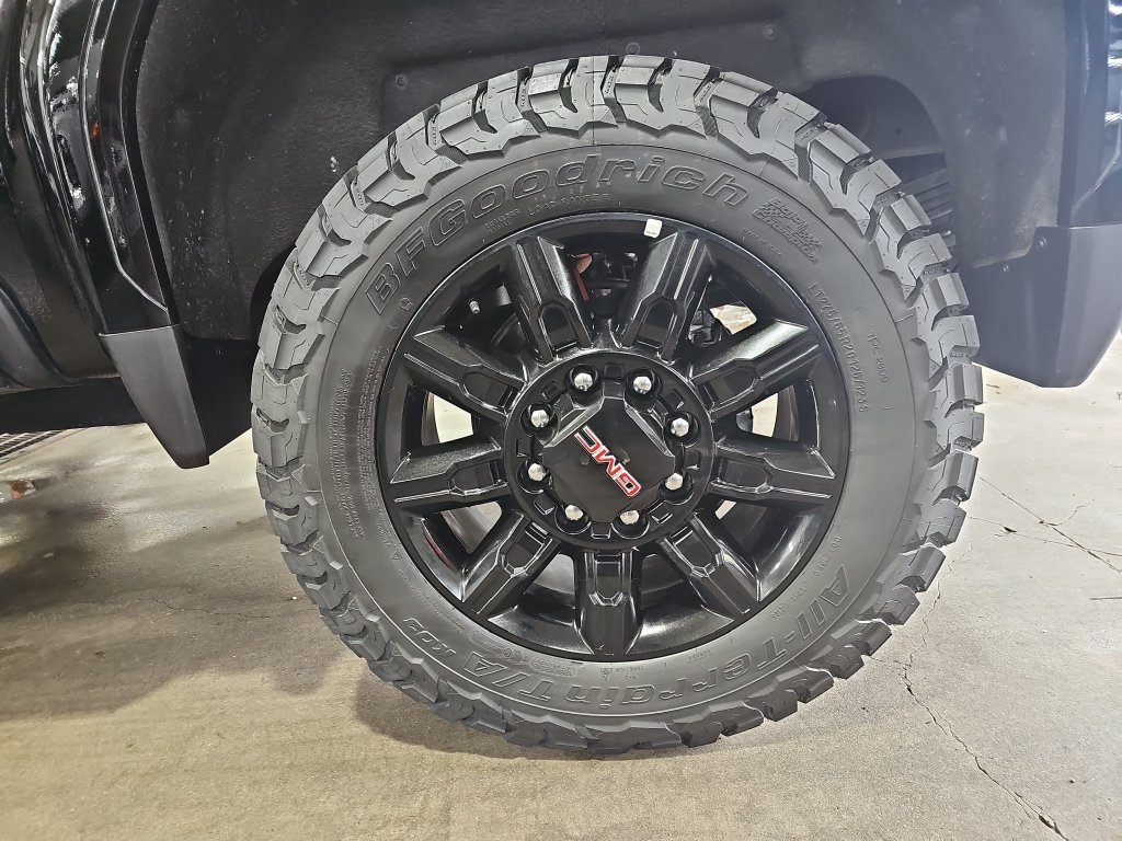 Used 2026 GMC Sierra 2500 AT4 w/ AT4 Premium Plus Package AWD/4WD image 38