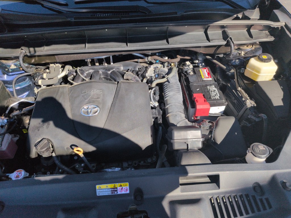 Certified 2022 Toyota Highlander XLE AWD/4WD image 22