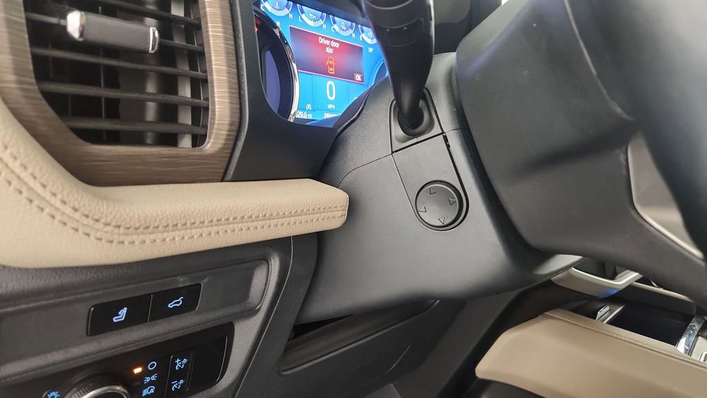 Certified 2023 Ford Expedition Limited image 26