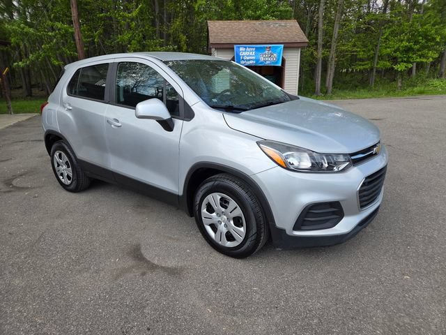 Used 2018 Chevrolet Trax LS FWD image 8