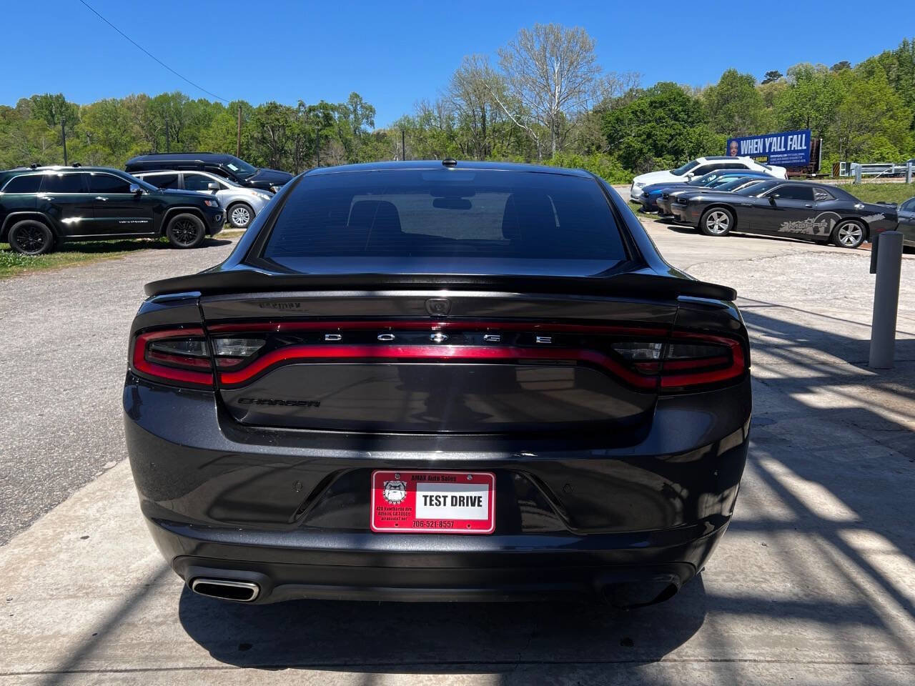 Used 2019 Dodge Charger SXT w/ Blacktop Package image 5