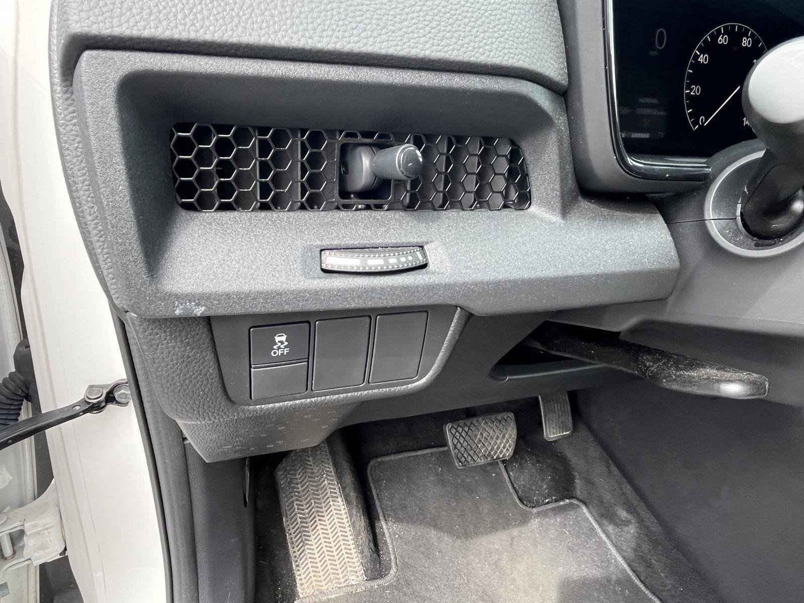 Used 2024 Honda CR-V LX image 17