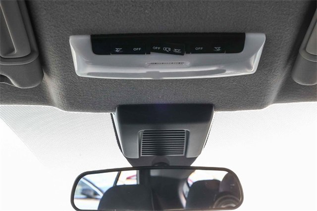 Used 2023 Nissan Kicks SV image 17