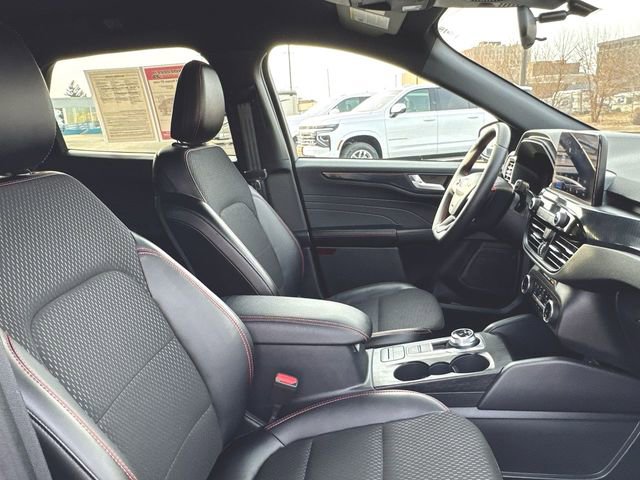 Used 2025 Ford Escape ST-Line image 26