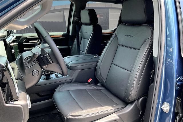 New 2026 GMC Sierra 1500 Denali w/ Denali Reserve Package AWD/4WD image 10