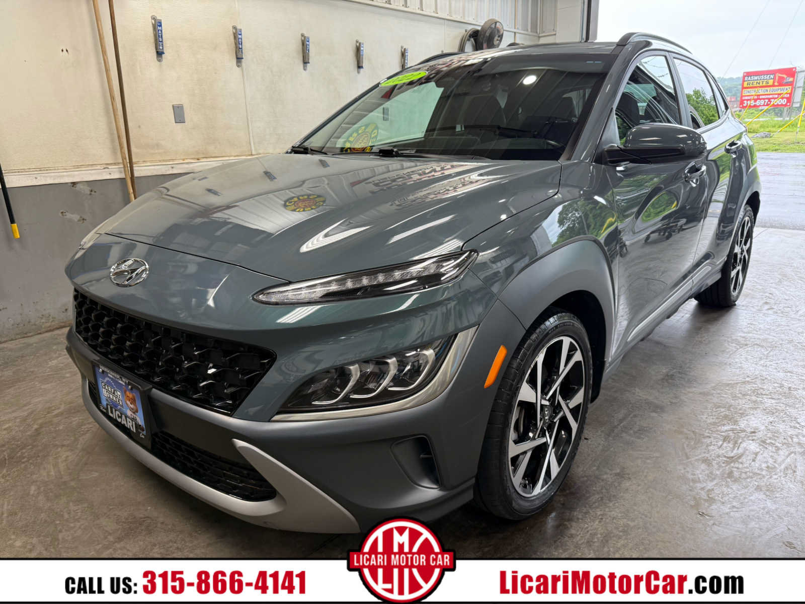 Used 2022 Hyundai Kona Limited w/ Cargo Package AWD/4WD image 1