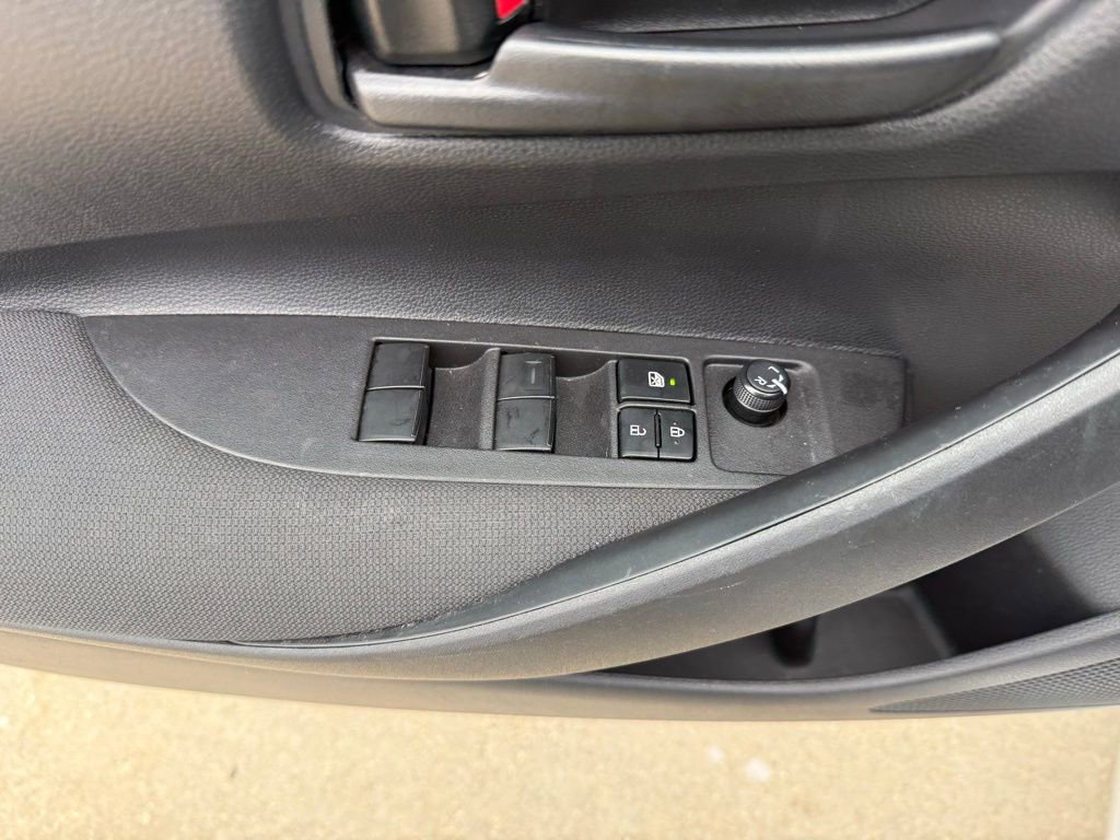 Used 2025 Toyota Corolla LE FWD image 26