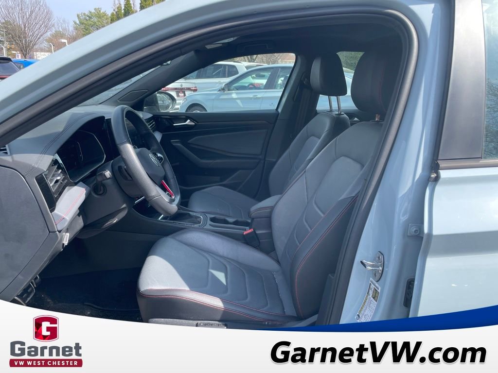 Used 2025 Volkswagen Jetta GLI Autobahn w/ GLI Black Package image 10