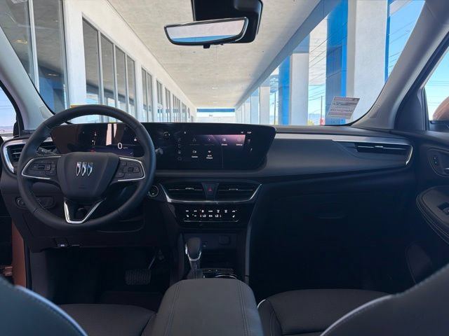 Used 2026 Buick Encore GX Avenir w/ Avenir Technology Package FWD image 28