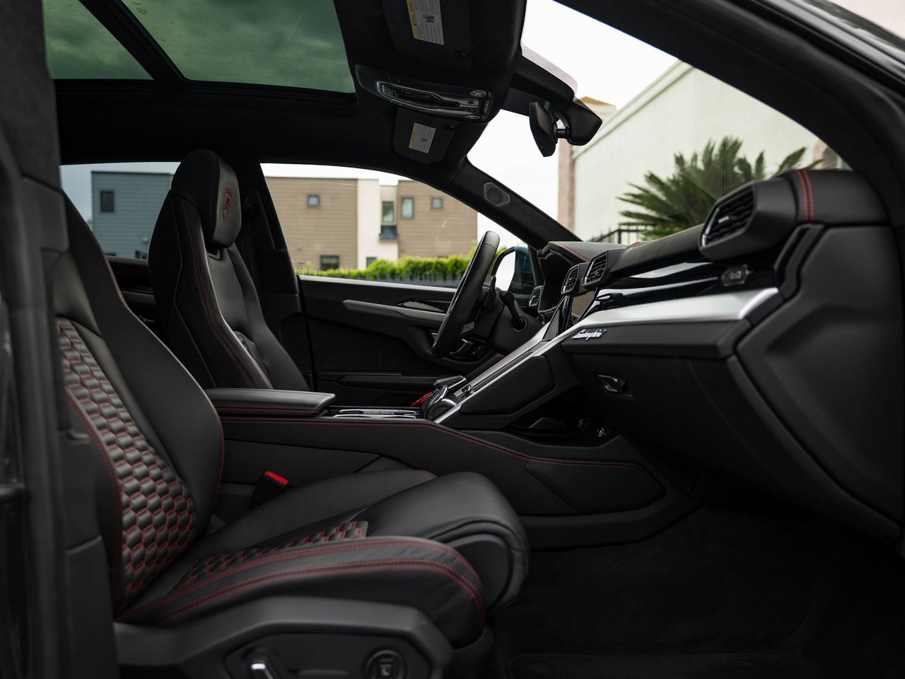 Used 2020 Lamborghini Urus image 8