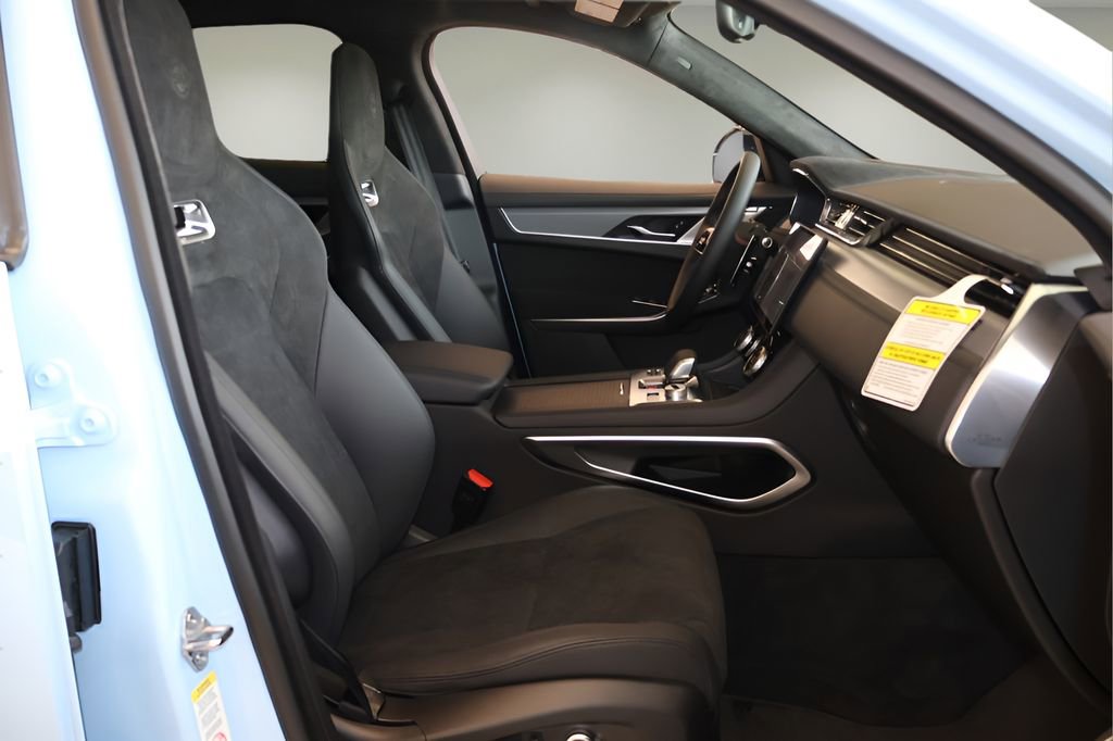 New 2026 Jaguar F-PACE SVR image 15