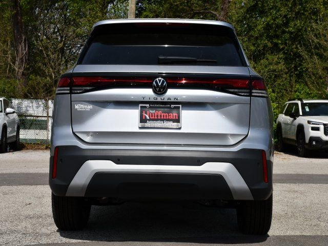 New 2026 Volkswagen Tiguan SE FWD image 6