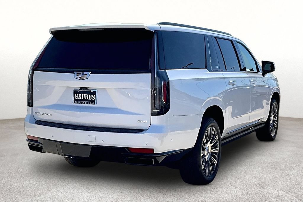 Used 2021 Cadillac Escalade ESV Sport Platinum AWD/4WD image 2