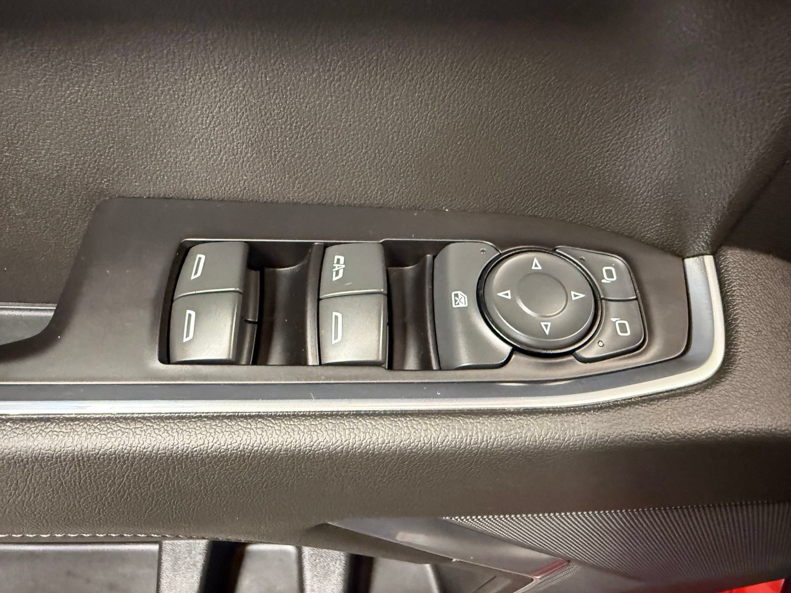 Used 2022 Chevrolet Silverado 1500 RST AWD/4WD image 10