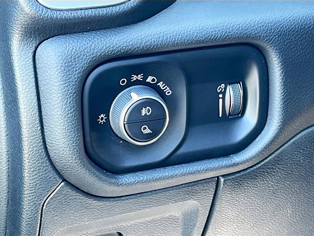 Certified 2023 RAM 1500 Big Horn image 10