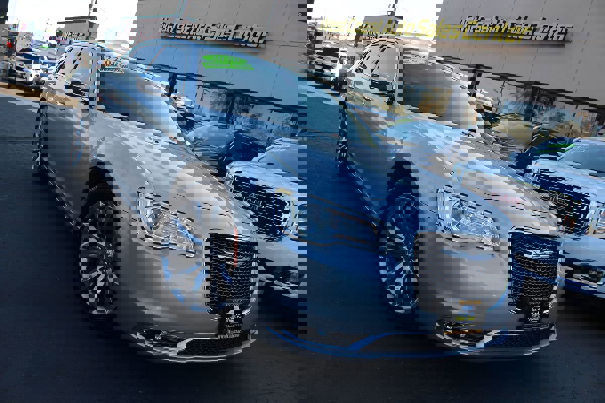 Used 2020 Chrysler 300 Limited image 33