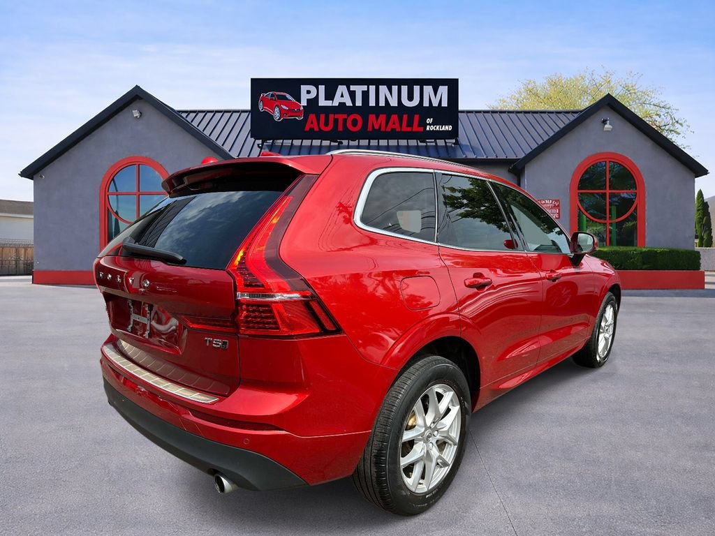 Used 2021 Volvo XC60 T5 Momentum AWD/4WD image 3