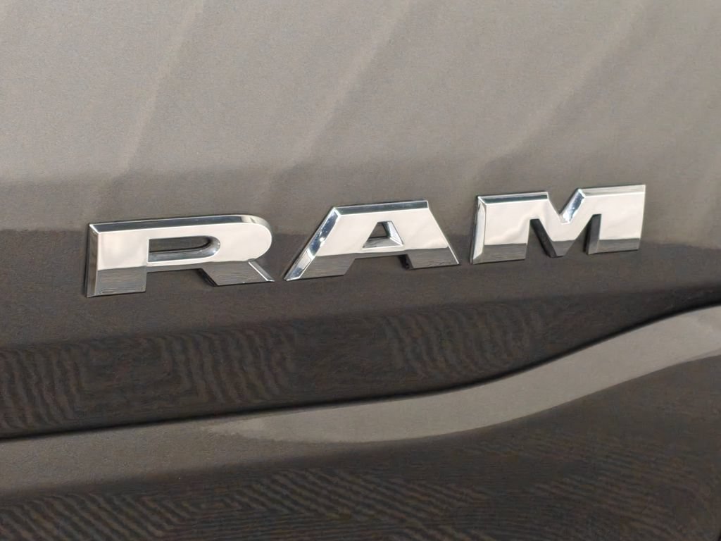 Used 2019 RAM 1500 Big Horn AWD/4WD image 46