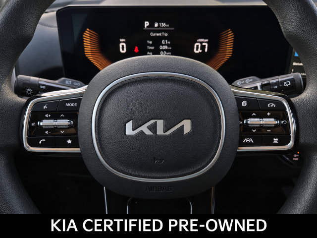 Certified 2025 Kia Sorento LX FWD image 26