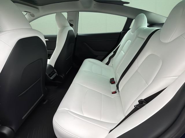 Used 2023 Tesla Model 3 Standard Range image 20