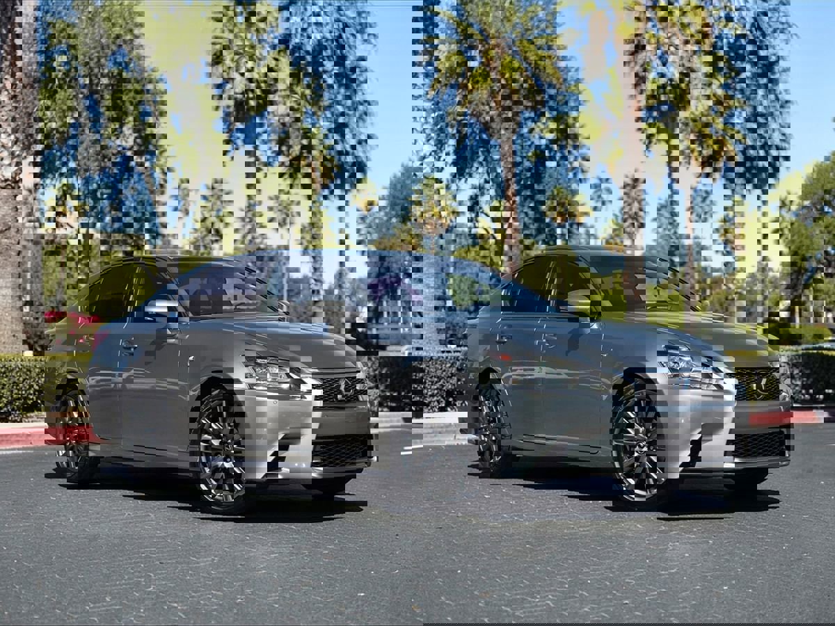 Used 2015 Lexus GS 350 w/ F Sport Package image 2