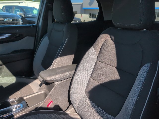 Used 2025 Chevrolet TrailBlazer LT w/ Convenience Package FWD image 20