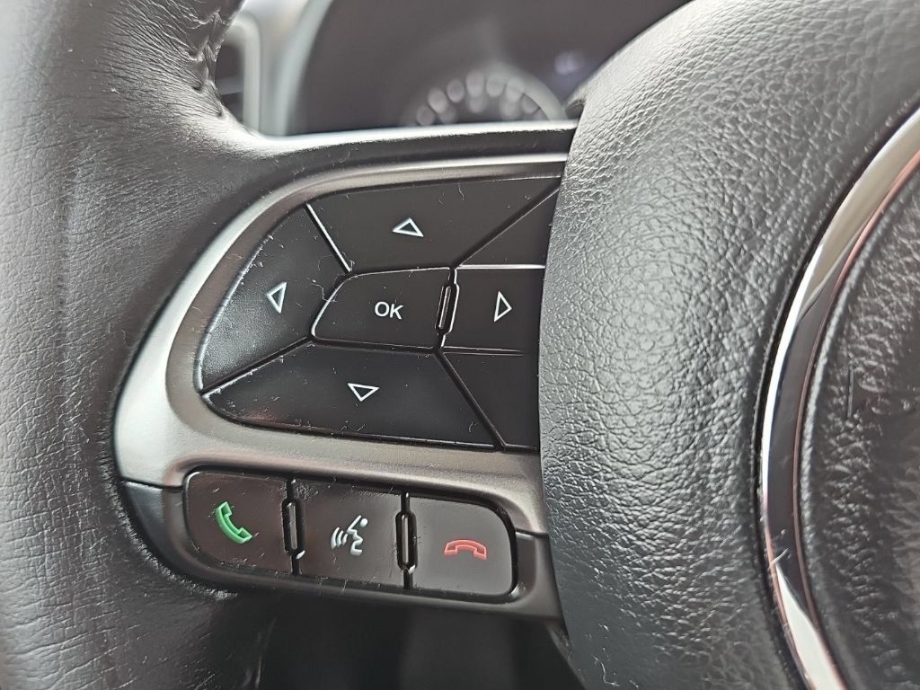 Certified 2020 Jeep Renegade Limited AWD/4WD image 29