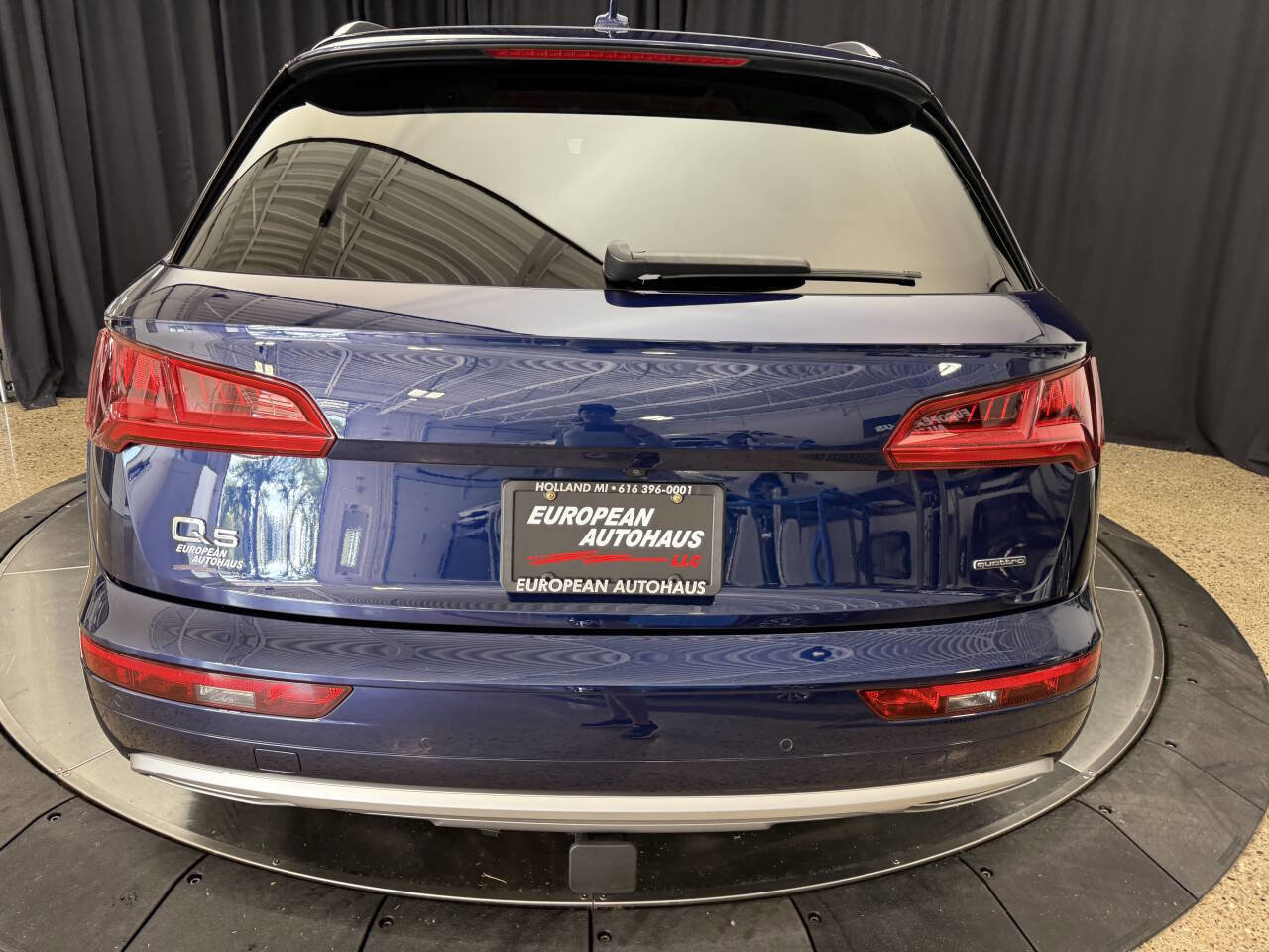 Used 2019 Audi Q5 2.0T Premium Plus w/ Premium Plus Package AWD/4WD image 6