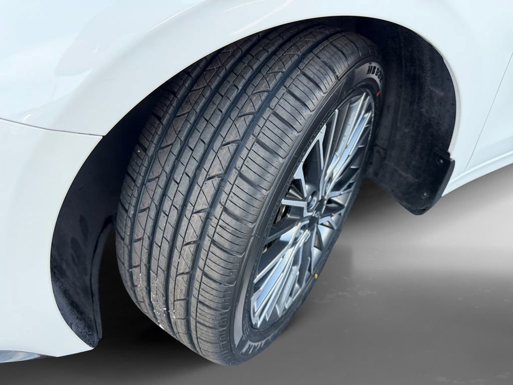 Used 2021 Kia Forte LXS image 9