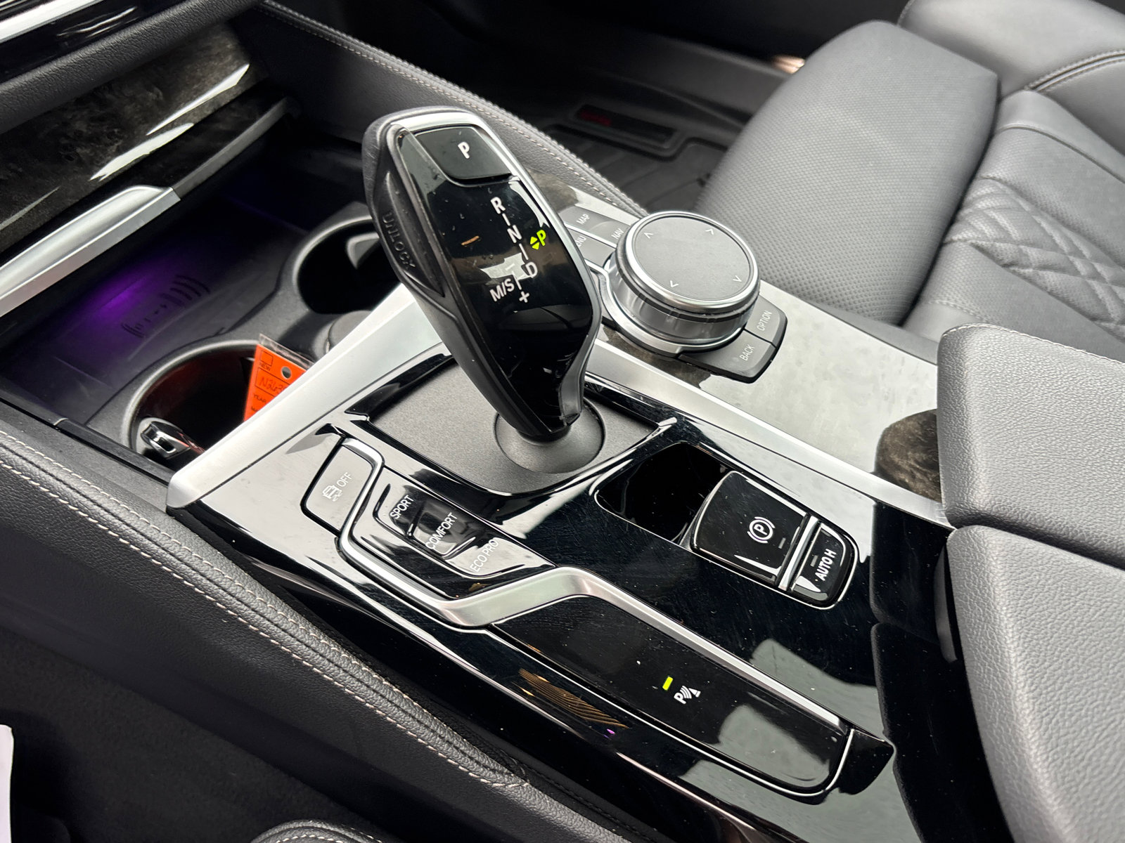 Used 2023 BMW 540i xDrive w/ M Sport Package image 24