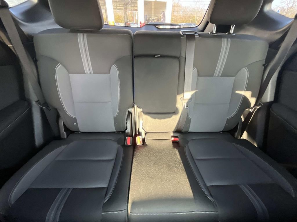 Certified 2024 Chevrolet Blazer LT w/ Convenience Package FWD image 30