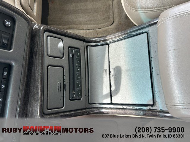 Used 2004 GMC Yukon Denali AWD/4WD image 13