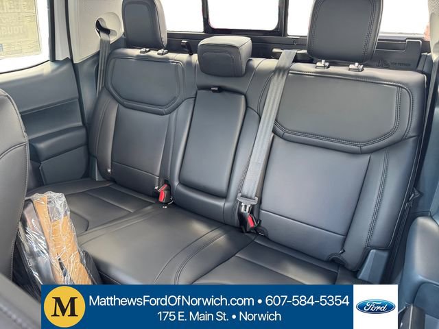 New 2025 Ford Maverick Lariat w/ Black Appearance Package image 13