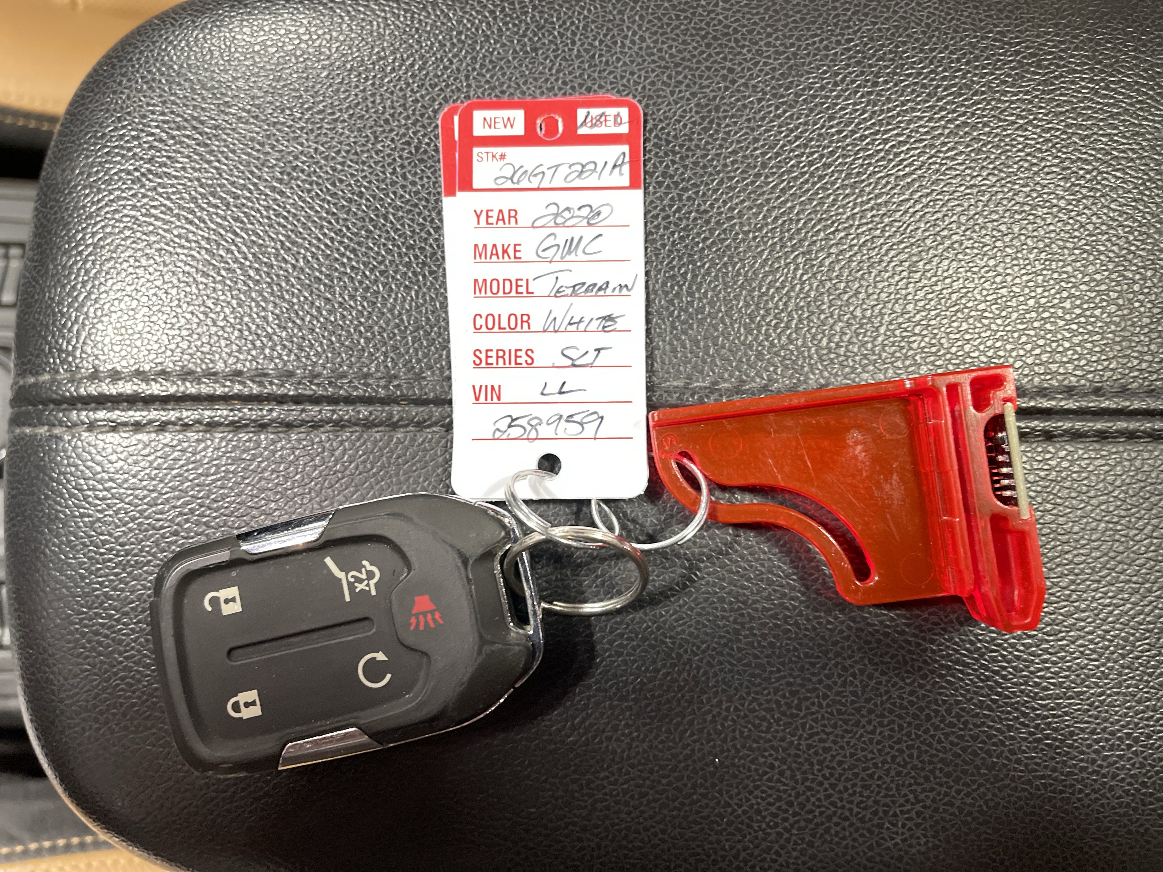 Used 2020 GMC Terrain SLT w/ Preferred Package image 27