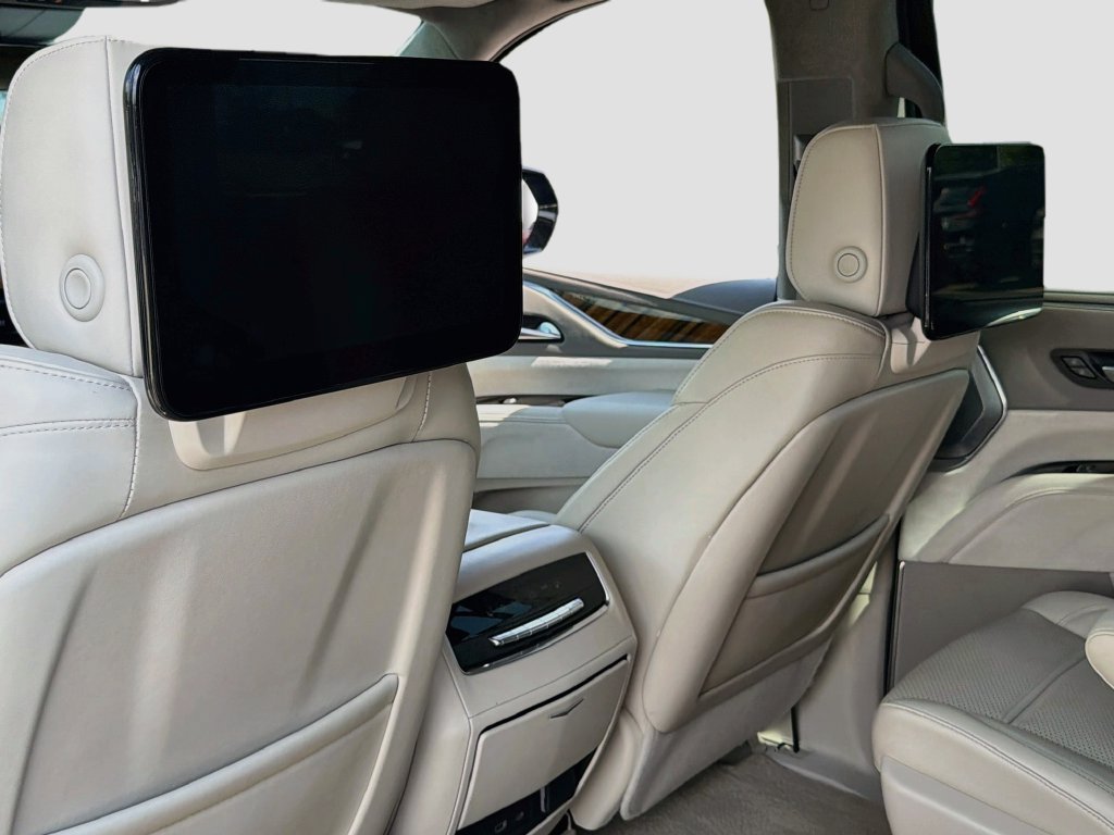 Used 2023 Cadillac Escalade Sport Platinum AWD/4WD image 24