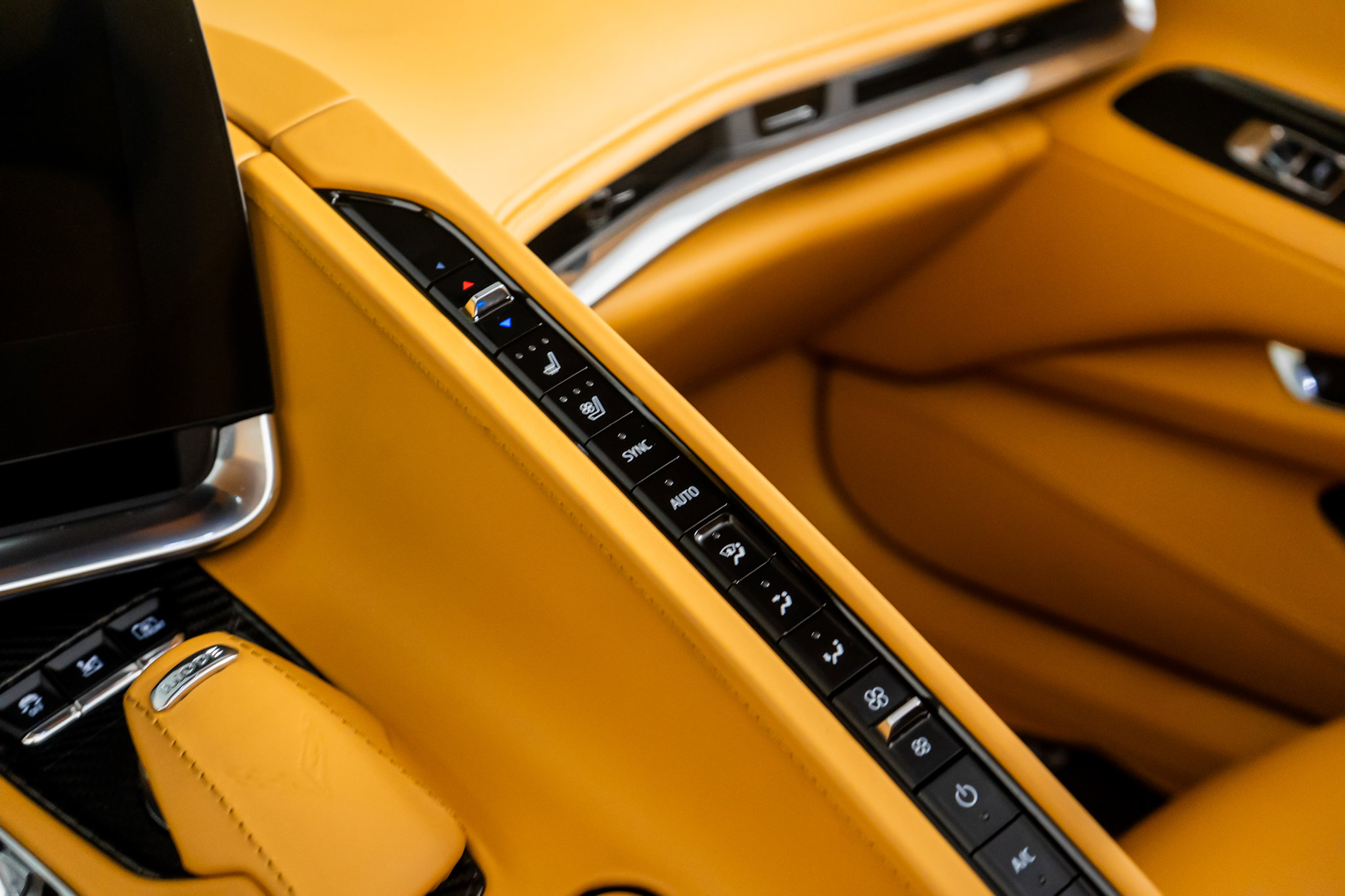 Used 2020 Chevrolet Corvette Stingray Premium Cpe w/ 3LT image 36