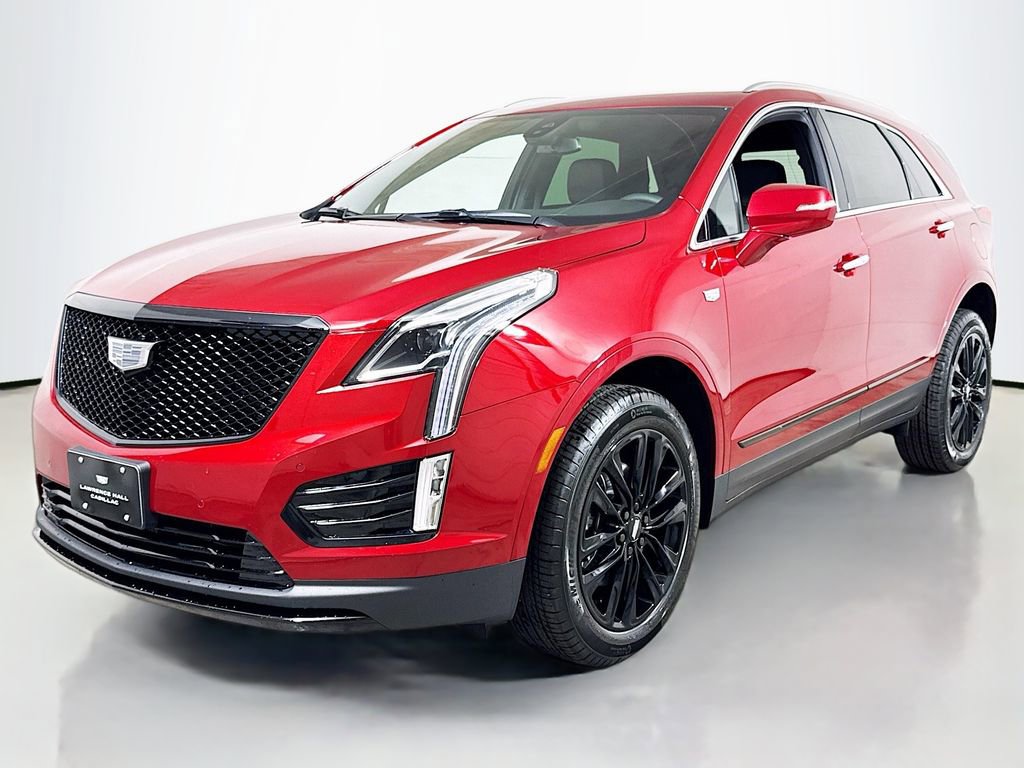 New 2026 Cadillac XT5 Luxury w/ LPO, ONYX Package image 1