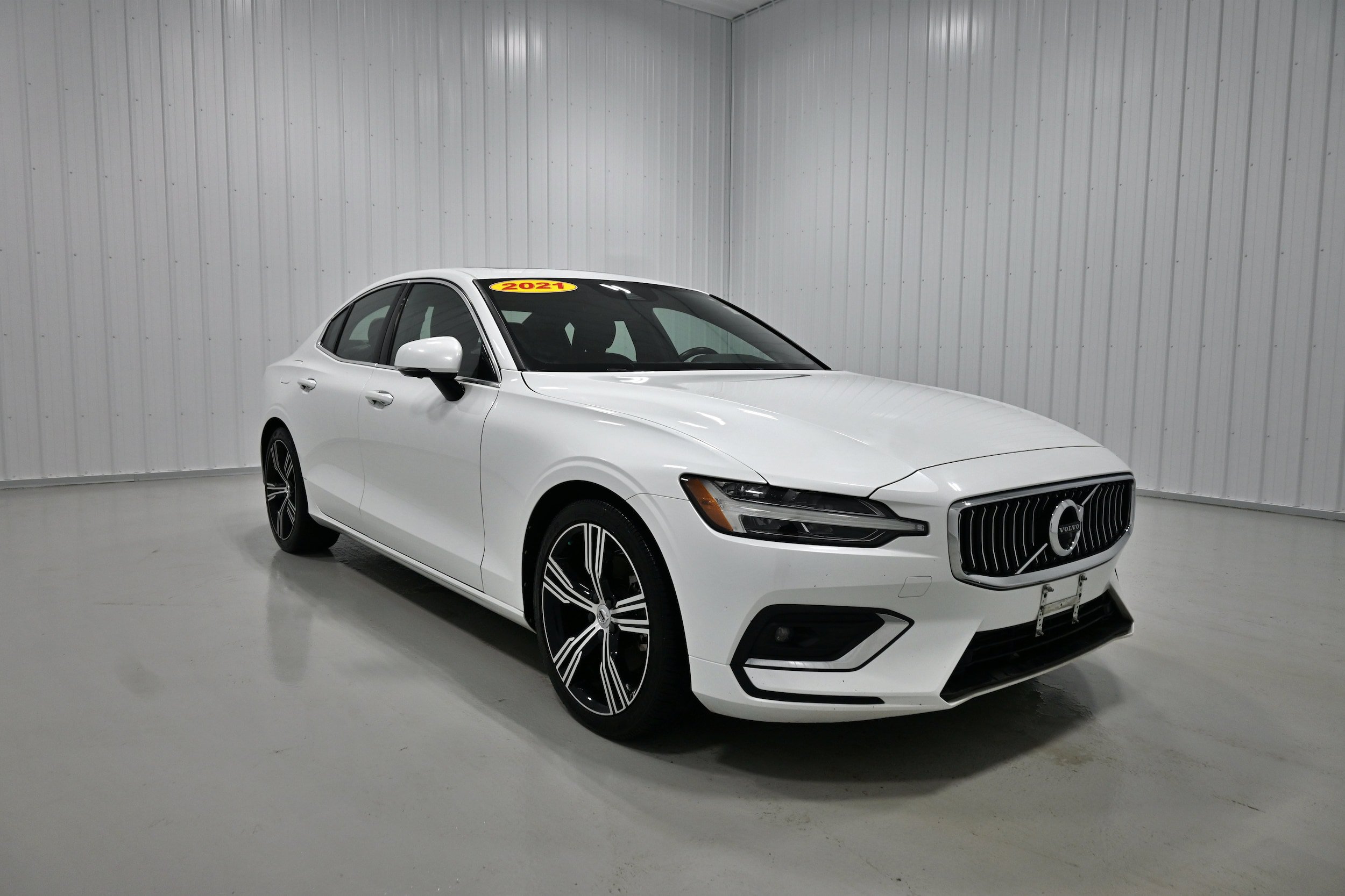 Used 2021 Volvo S60 T5 Inscription AWD/4WD image 3