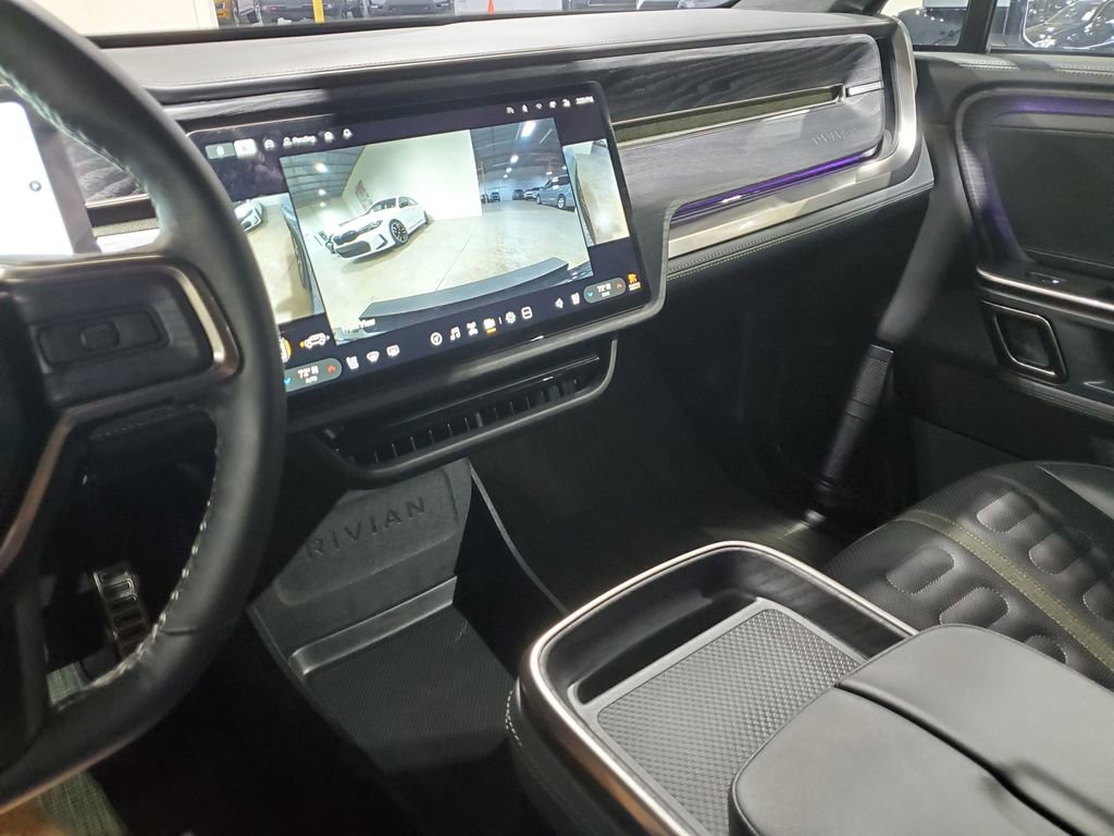 Used 2024 Rivian R1S Adventure AWD/4WD image 13