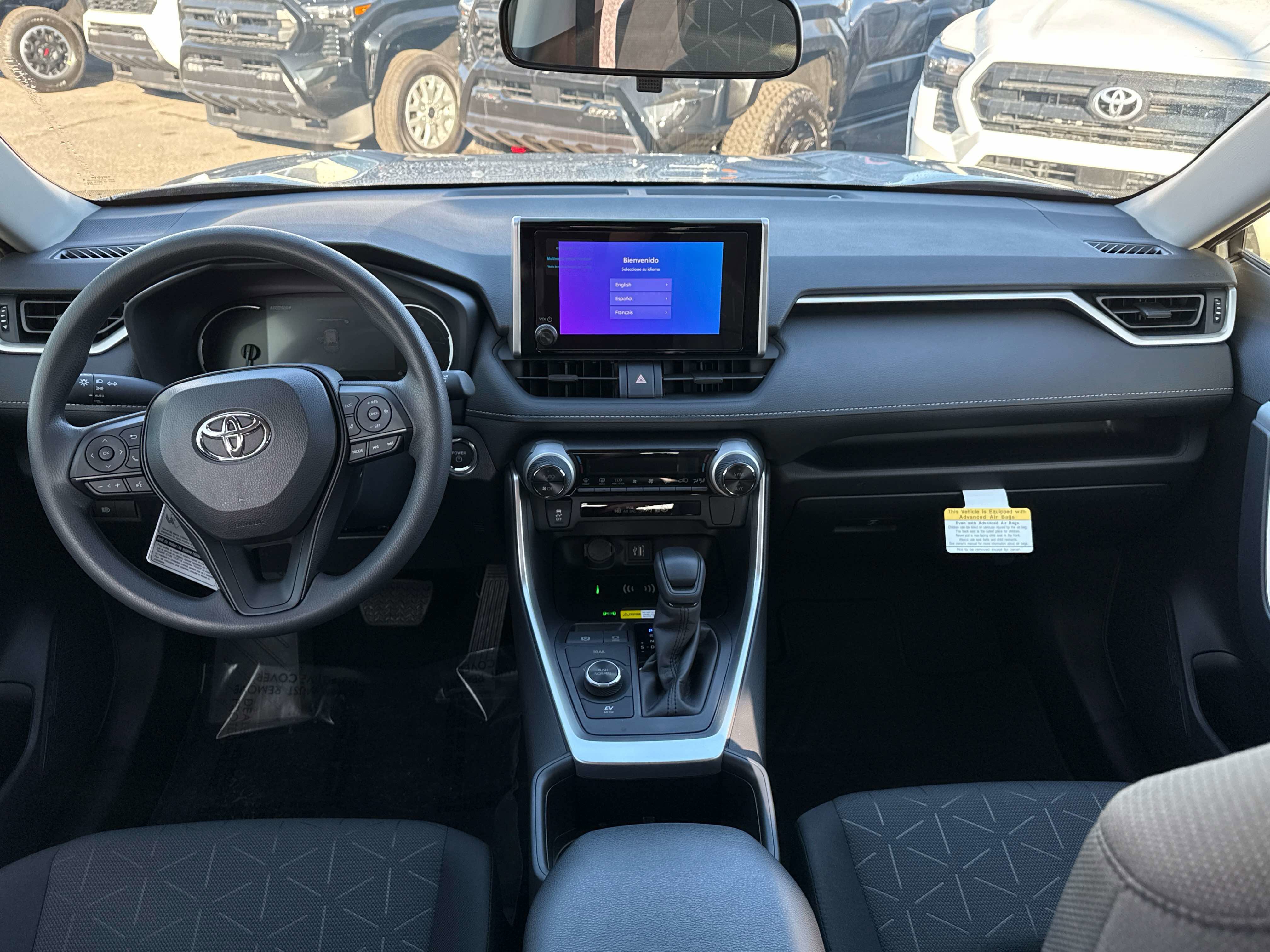 Used 2025 Toyota RAV4 XLE image 14