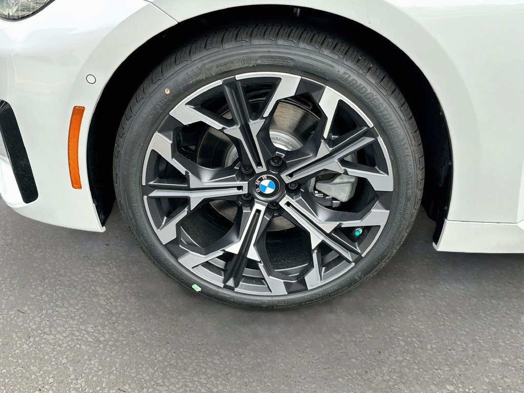 New 2026 BMW 230i xDrive Coupe w/ Premium Package AWD/4WD image 32