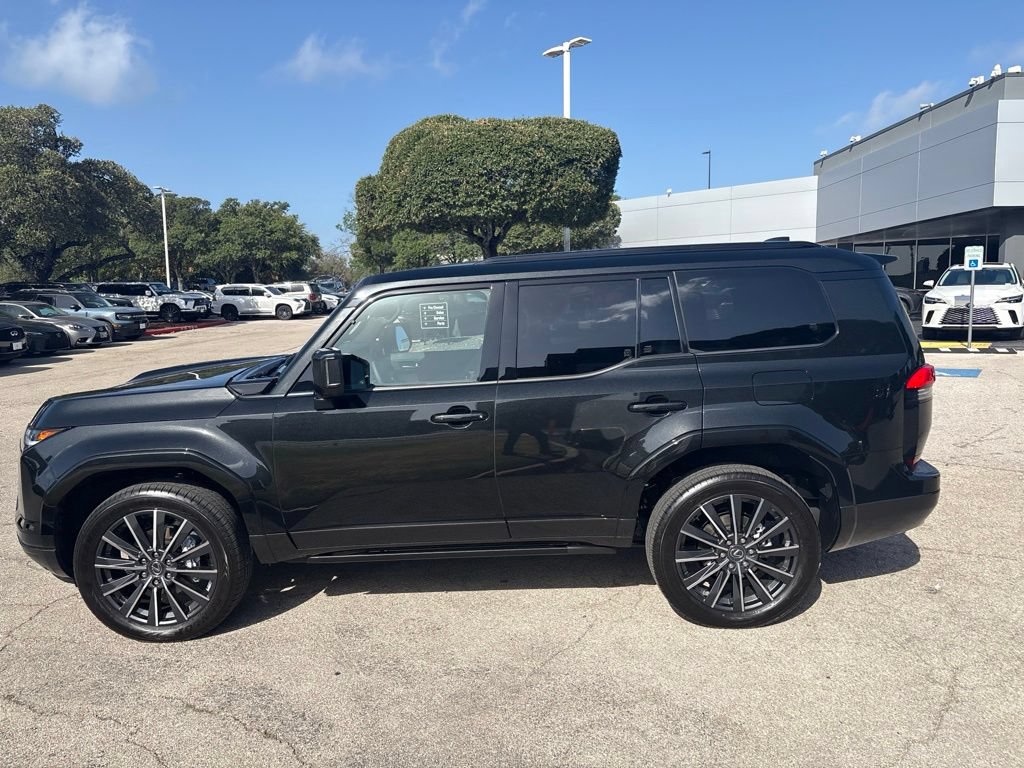 Certified 2026 Lexus GX 550 w/ Accessory Package (2T) AWD/4WD image 2