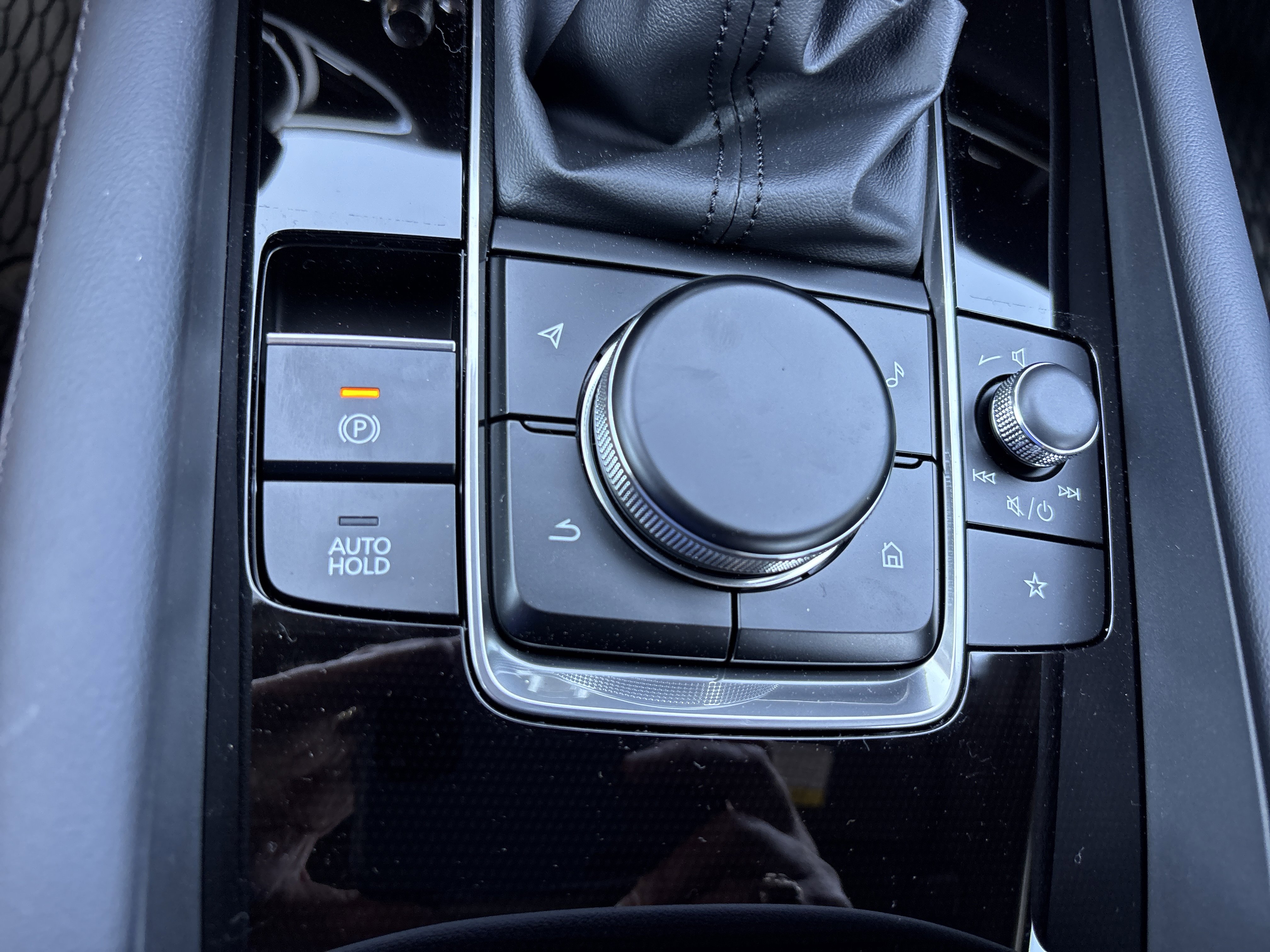 New 2026 MAZDA MAZDA3 2.5 S Hatchback w/ Premium Pkg image 39