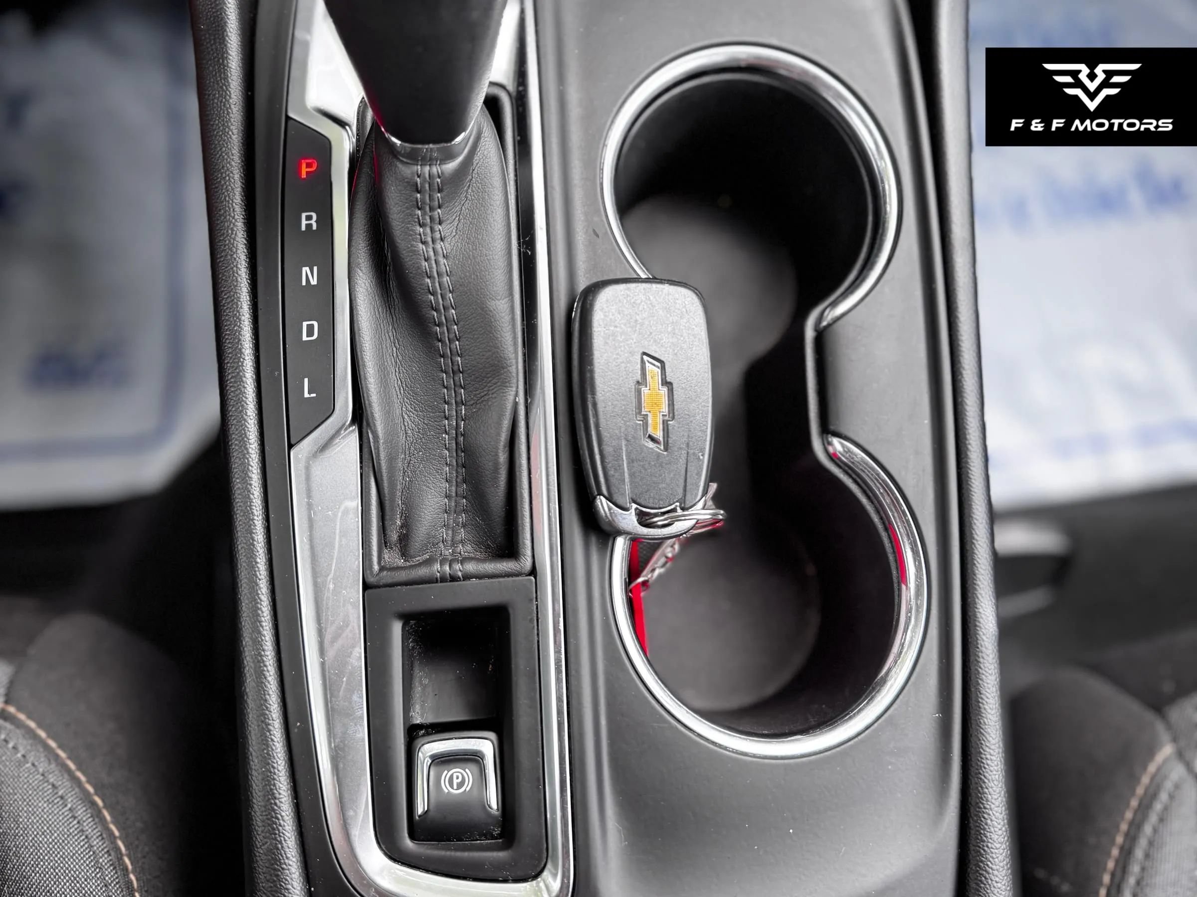 Used 2018 Chevrolet Equinox LT FWD image 19