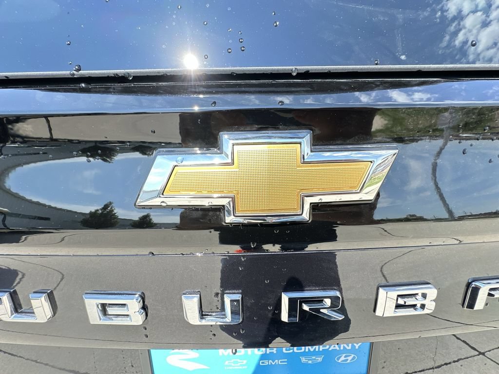 New 2026 Chevrolet Suburban LT w/ Comfort Package AWD/4WD image 30