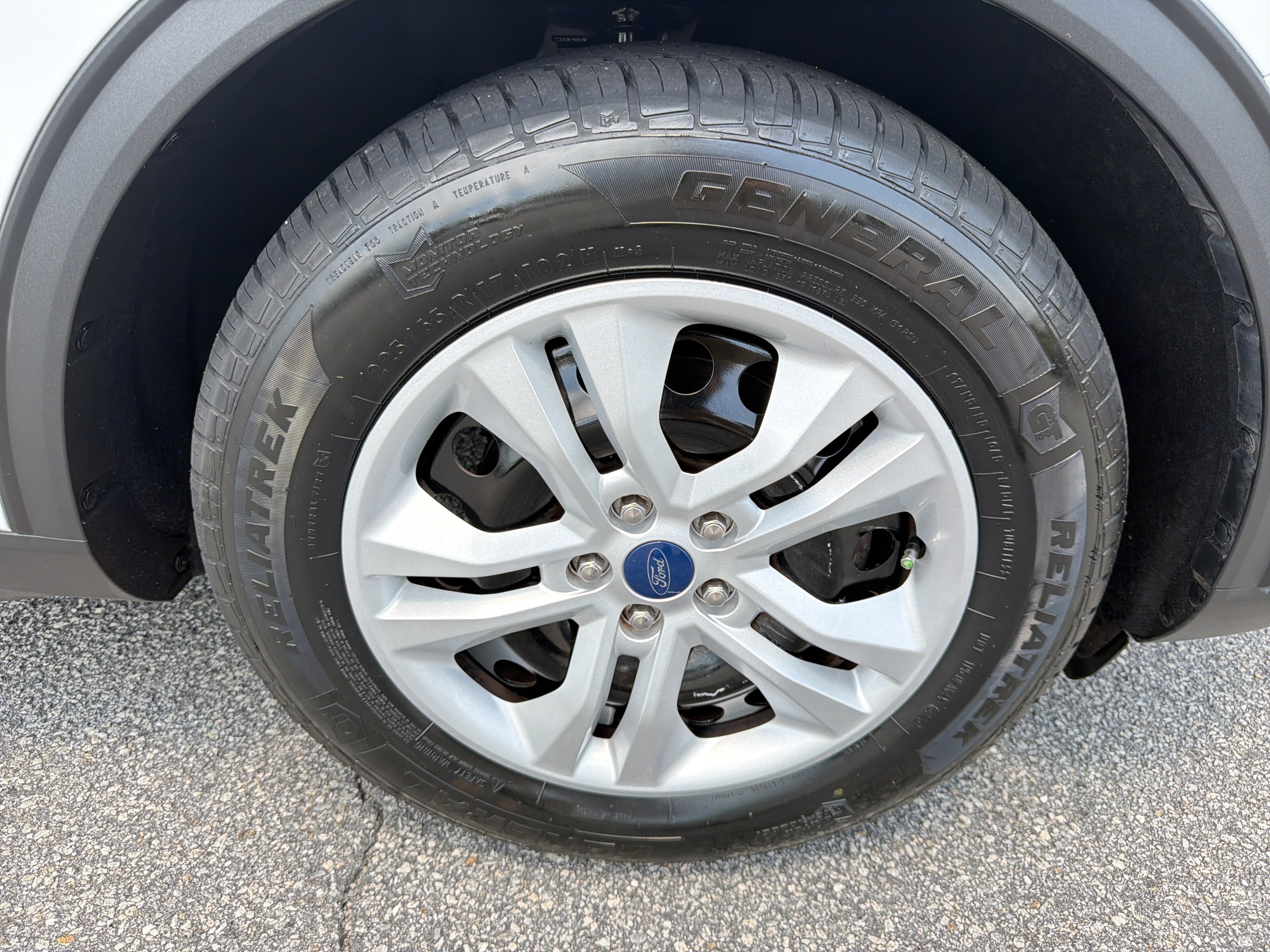 Used 2022 Ford Escape S FWD image 22